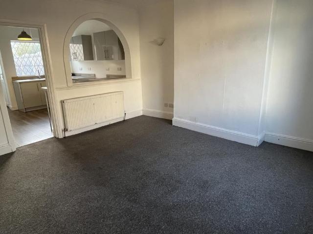 2 bedroom house to rent