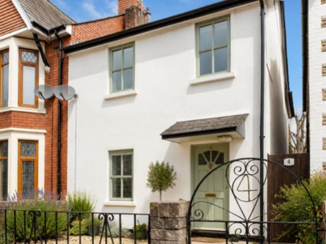 2 bedroom house to rent