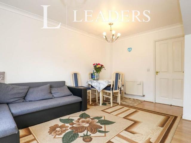 2 bedroom house to rent