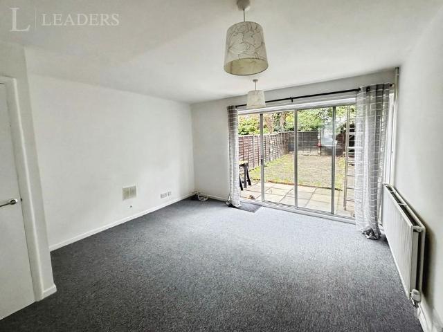 2 bedroom house to rent