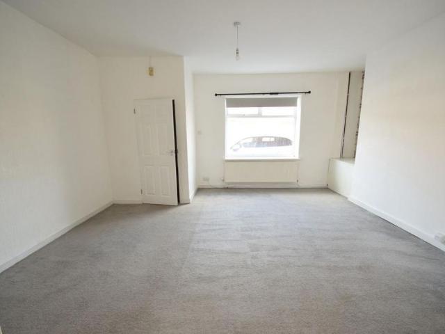 2 bedroom house to rent