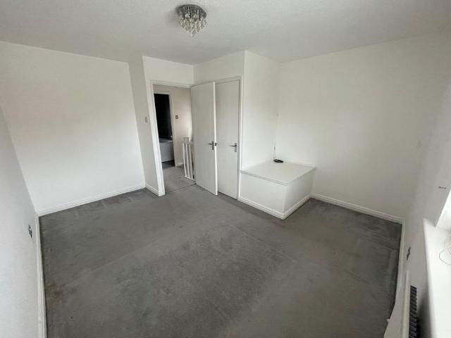 2 bedroom house to rent