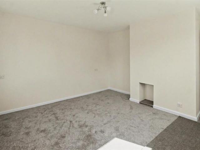 2 bedroom house to rent