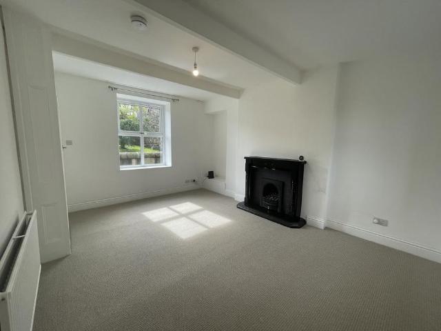 2 bedroom house to rent