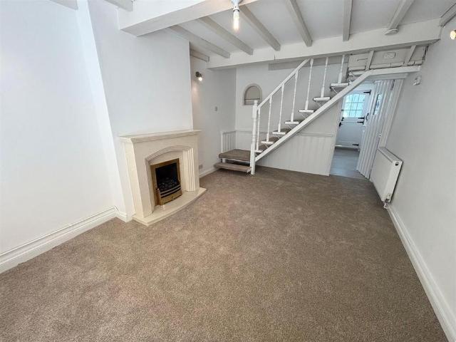 2 bedroom house to rent
