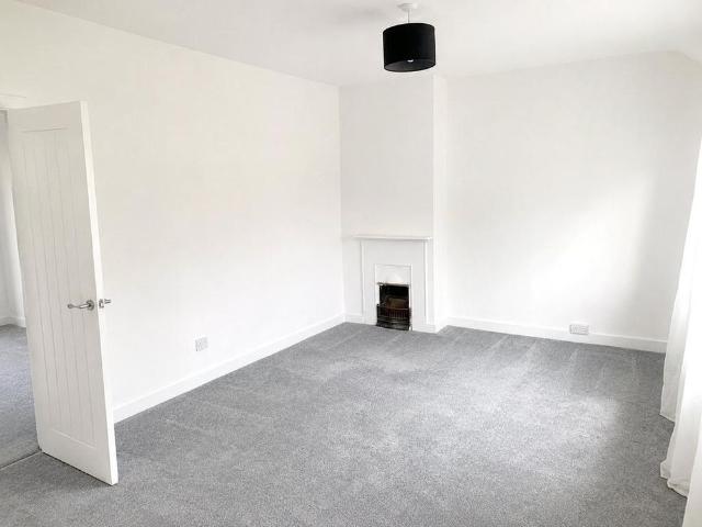 2 bedroom house to rent