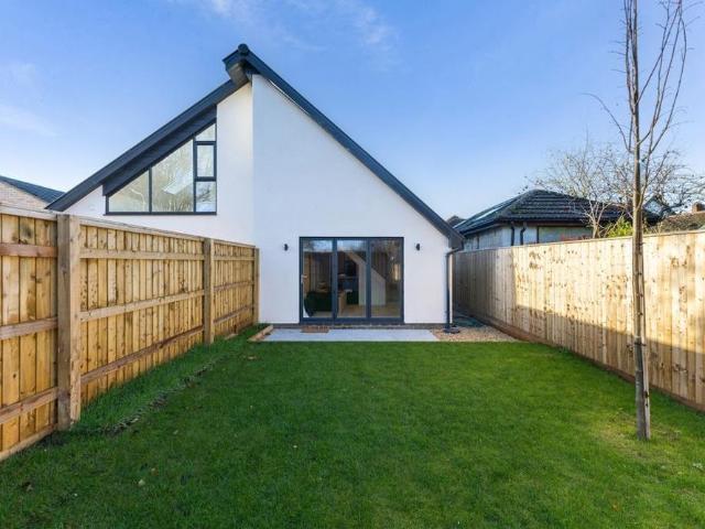 2 bedroom house to rent