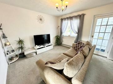 2 bedroom house to rent