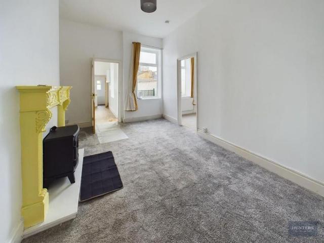 2 bedroom house to rent