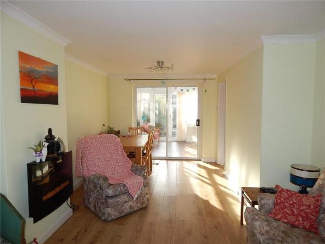 2 bedroom house to rent
