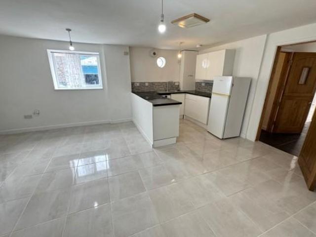2 bedroom house to rent