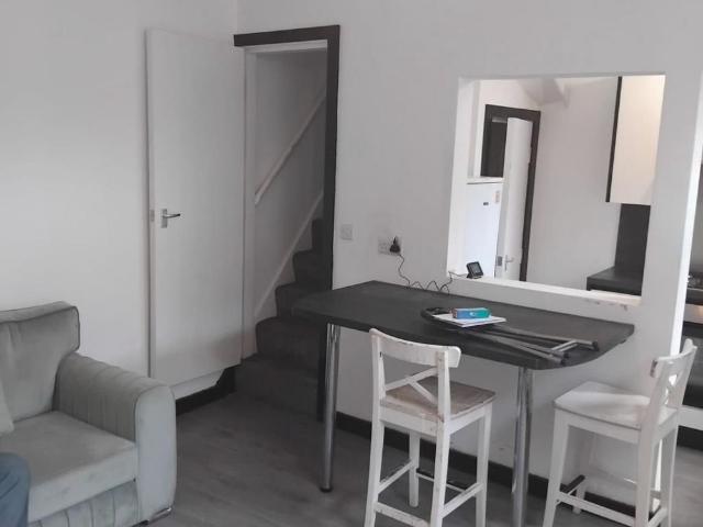 2 bedroom house to rent