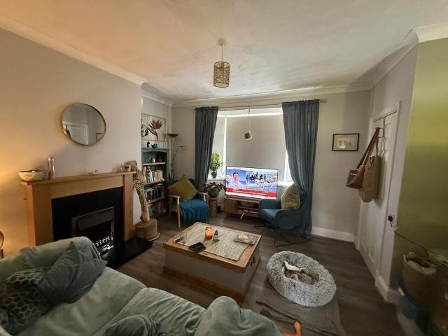 2 bedroom house to rent