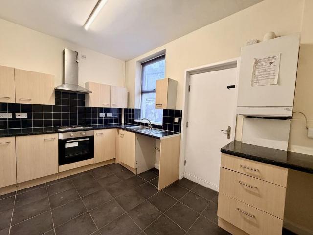 2 bedroom house to rent