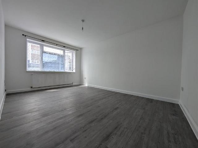 2 bedroom house to rent