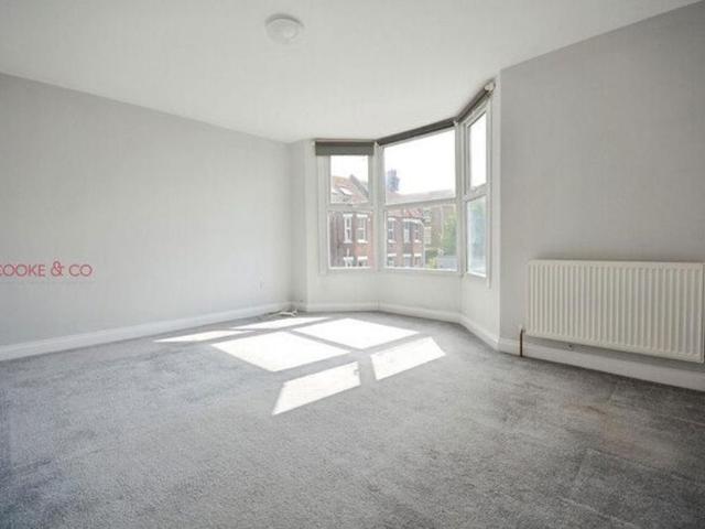 2 bedroom house to rent