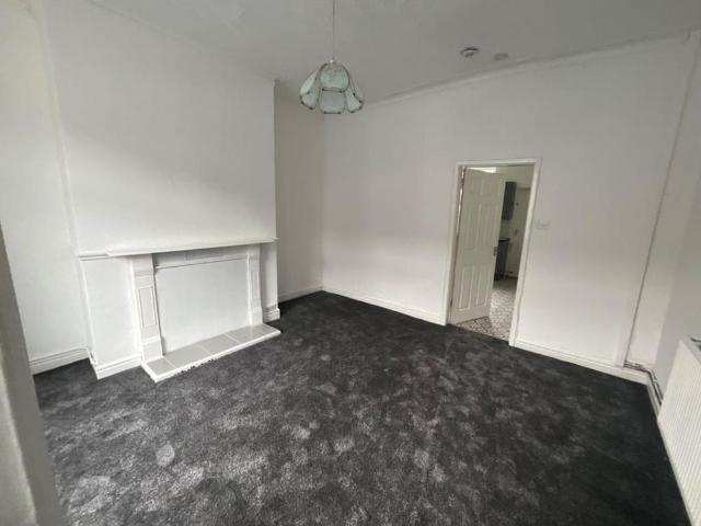2 bedroom house to rent
