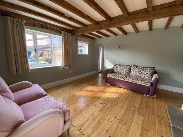 2 bedroom house to rent