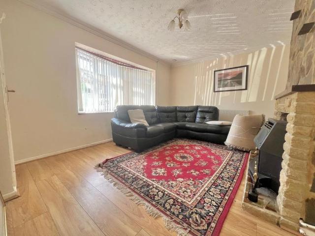 2 bedroom house to rent