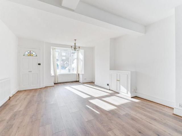 2 bedroom house to rent