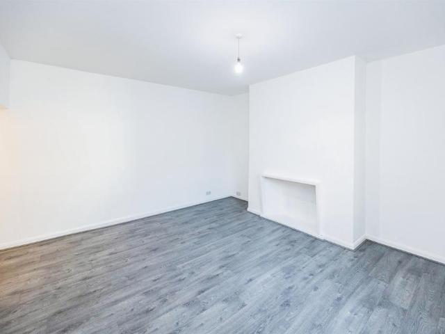 2 bedroom house to rent