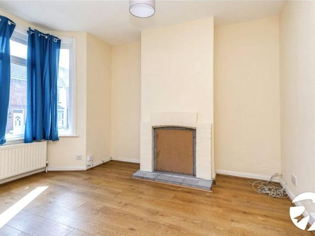 2 bedroom house to rent