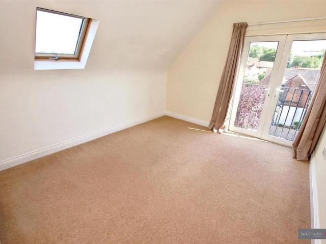 2 bedroom house to rent