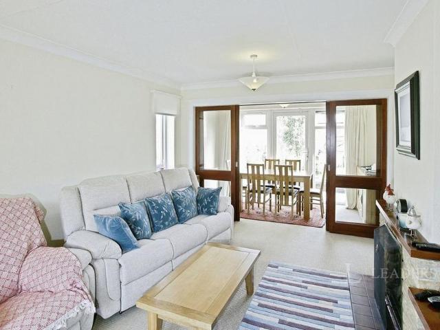 2 bedroom house to rent