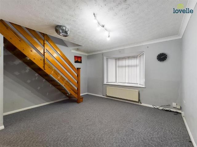 2 bedroom house to rent