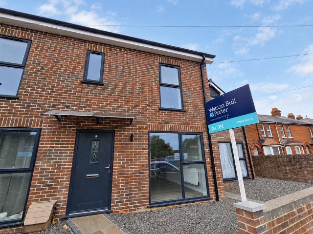 2 bedroom house to rent
