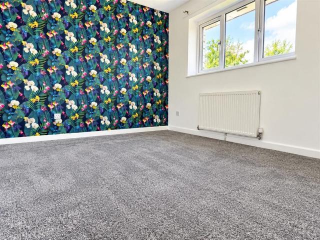 2 bedroom house to rent