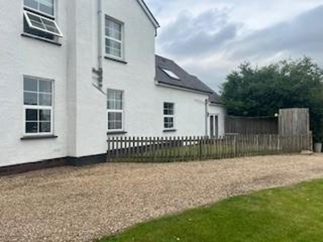 2 bedroom house to rent
