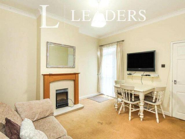 2 bedroom house to rent Thistleberry Avenue, Newcastle, Staffordshire, ST5