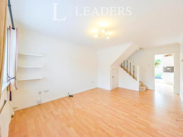 2 bedroom house to rent Upper Heath Road, St. Albans, AL1