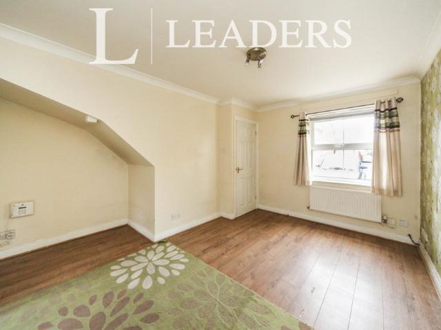 2 bedroom house to rent Wraysbury Close, Luton, Bedfordshire, LU4
