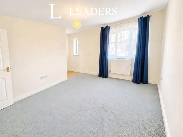 2 bedroom house to rent Broomhill Lane, Mansfield, NG19