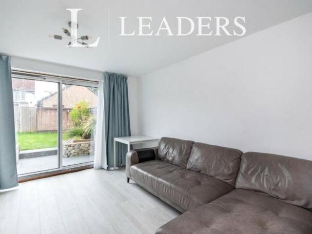 2 bedroom house to rent Cucklington Gardens, Bournemouth, BH9
