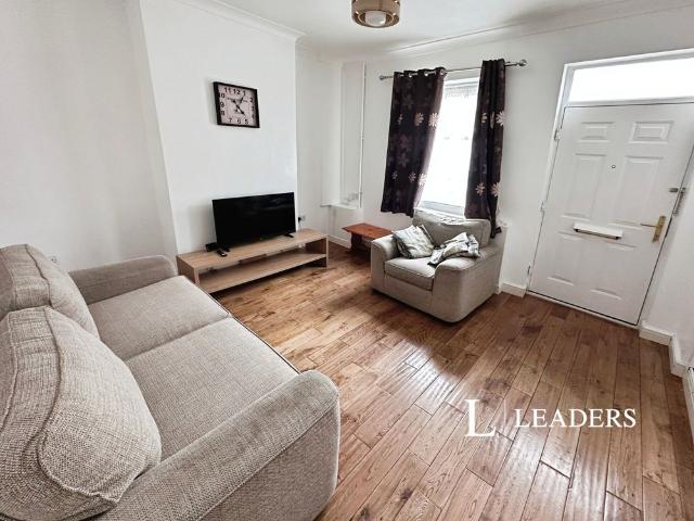 2 bedroom house to rent Denbigh Street, Stoke on Trent, Staffordshire, ST1