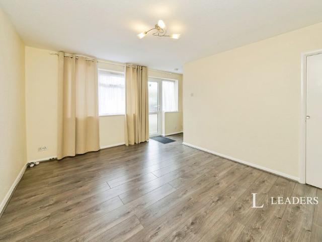 2 bedroom house to rent Forest Ridge, Sharpthorne, East Grinstead, RH19