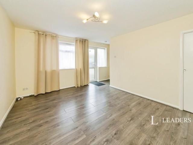 2 bedroom house to rent Forest Ridge, Sharpthorne, East Grinstead, RH19
