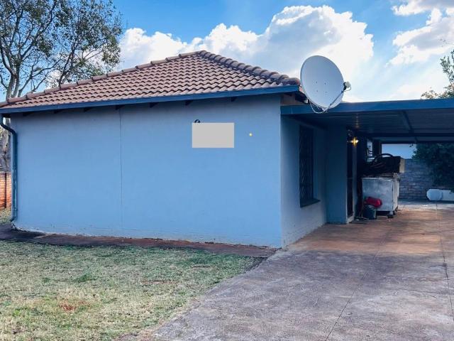 2 Bedroom house to rent in The Orchards, Akasia