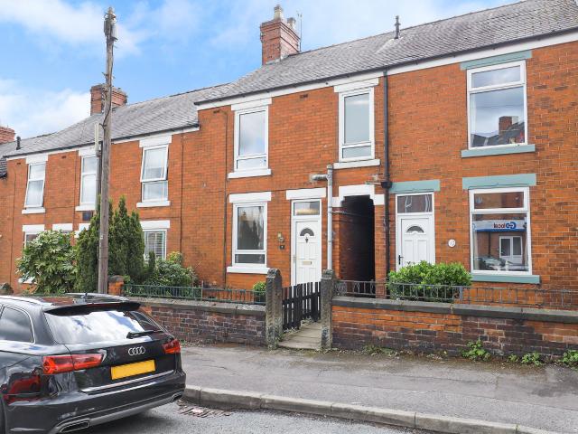 2 bedroom house to rent in wharf lane chesterfield s41