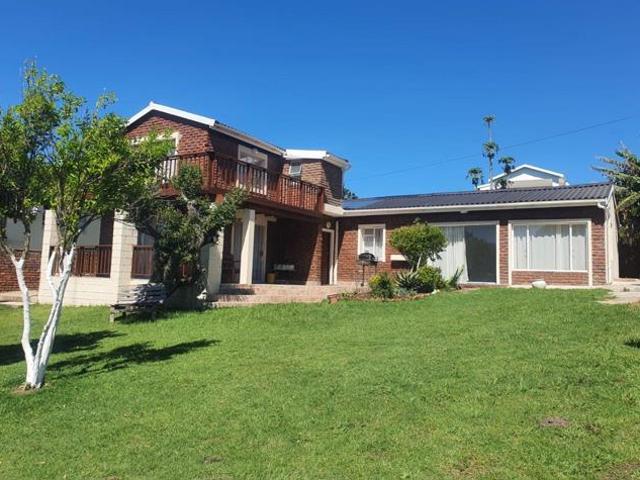 2 Bedroom House to Rent in Winterstrand