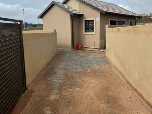2 Bedroom House to rent in Wilfordon, Roodepoort