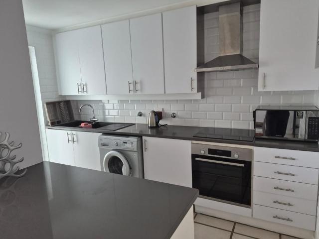 2 Bedroom house to rent in Woodbridge Island, Milnerton