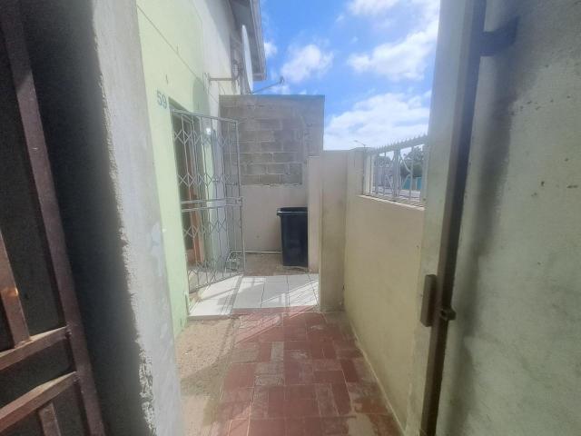 2 Bedroom house rented in Woodlands, Mitchells Plain