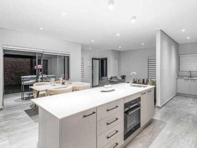 2 Bedroom House to Rent in Carlswald