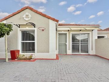 2 Bedroom House To Rent in Century City