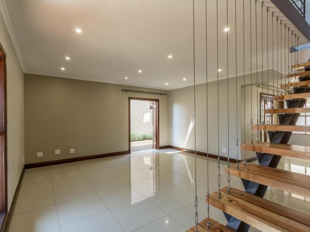 2 BEDROOM HOUSE TO RENT IN DAINFERN