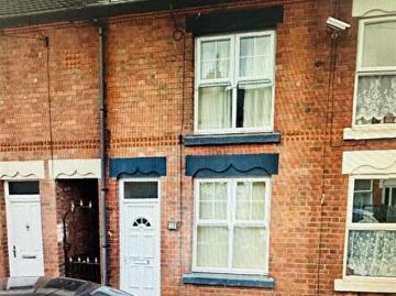 2 Bedroom House To Rent In Erdington Road, Atherstone, CV9